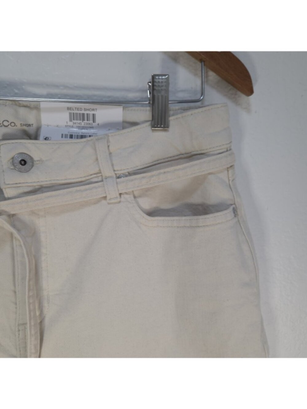 Style&Co. Womens Size 14 Cream Belted Shorts High Rise Slimming Pocket - Picture 5 of 16